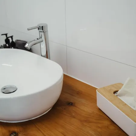 아파트 Ii Gemuetliches 1-zimmer-apartment & Eigenes Bad Ii